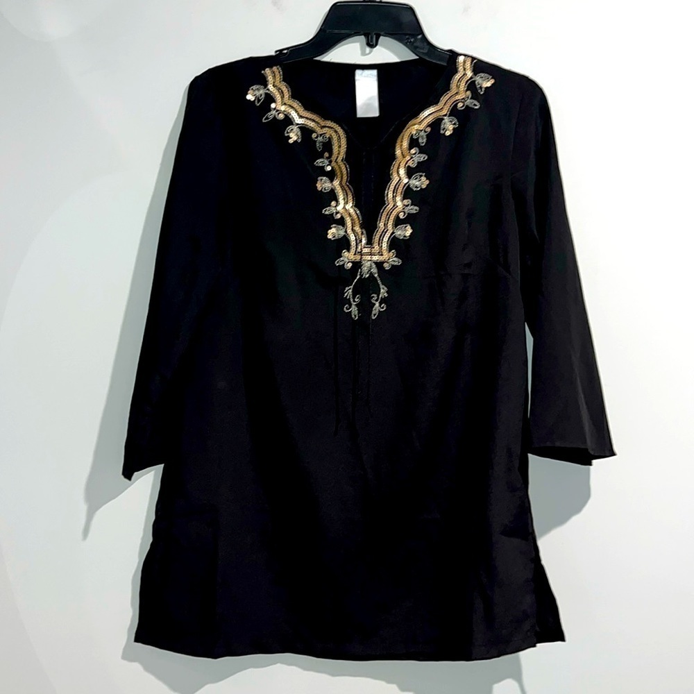 Black gold semi sheer top. Size small.